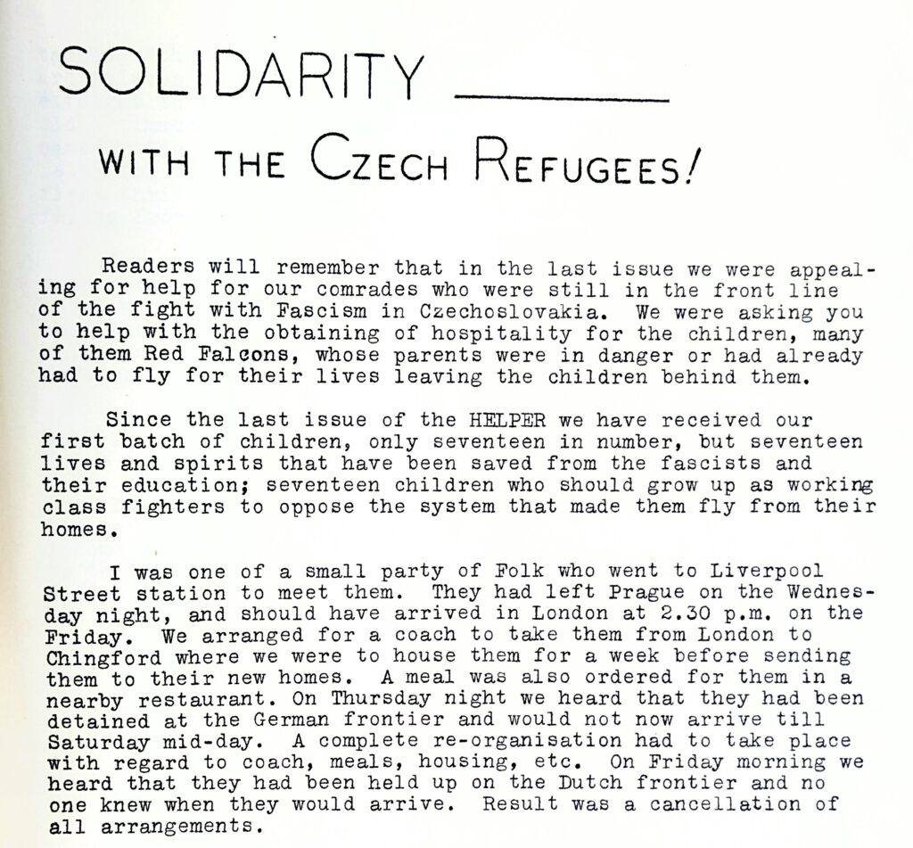 Solidarity with the Czech refugees! The first refugees arrive 1939 Helper August 1939 no5 Vol4