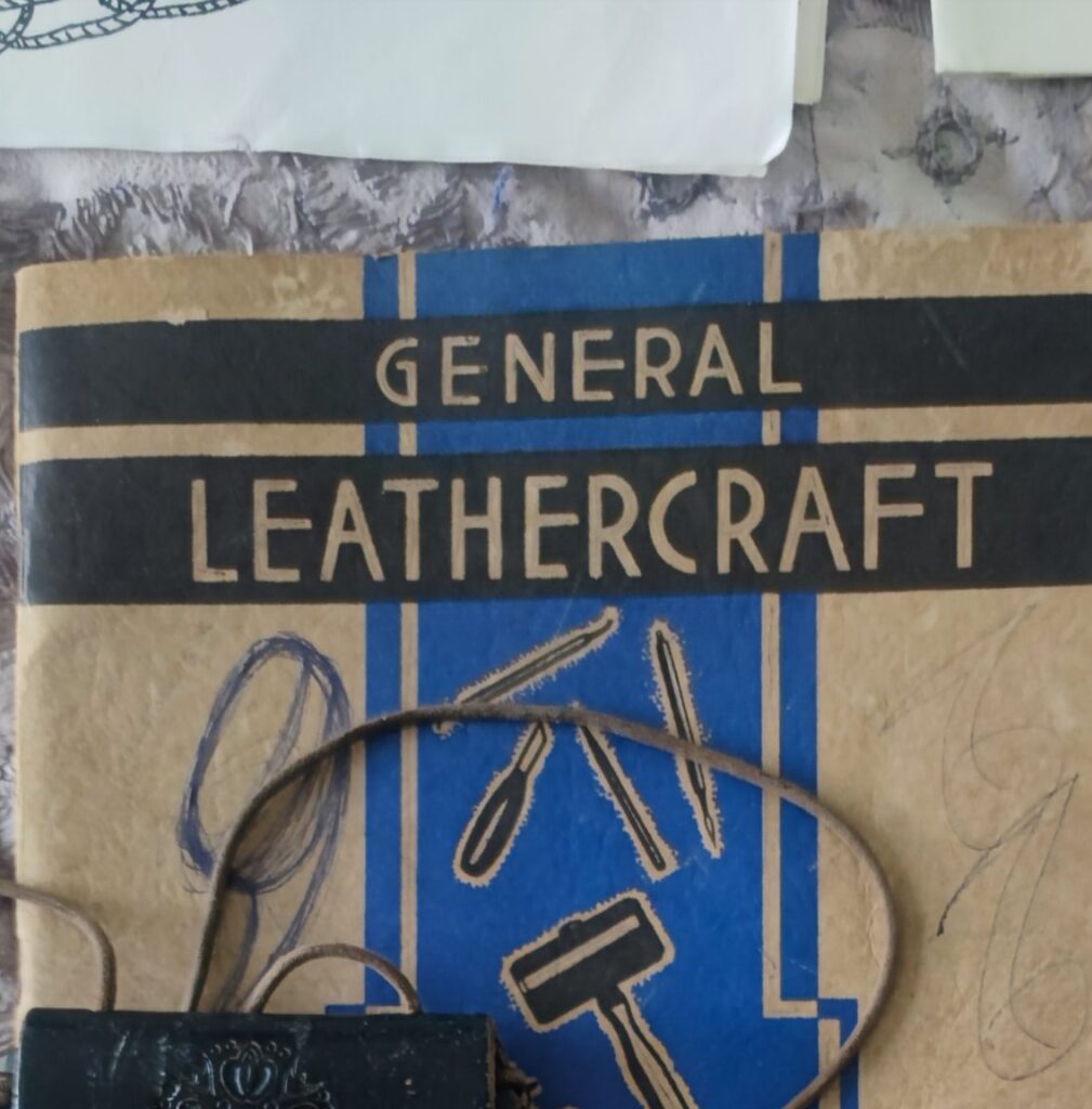 Leathercraft Booklet with leather purse