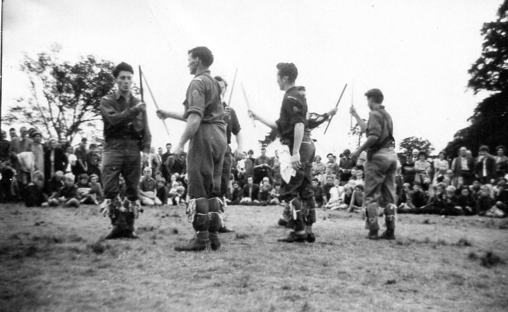 Woodcraft members morris dancing